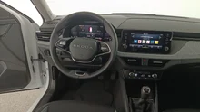 Škoda Kamiq Selection TSI in Moon-Weiß Metallic
