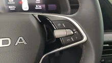 Škoda Kamiq Selection TSI in Moon-Weiß Metallic