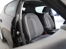 SEAT Leon Style Edition 1.5 TSI 115 PS in Nacht-Schwarz Metallic