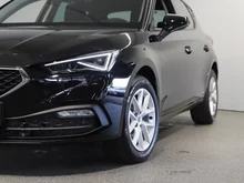 SEAT Leon Style Edition 1.5 TSI 115 PS in Nacht-Schwarz Metallic