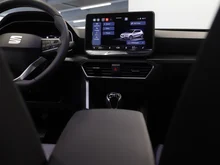 SEAT Leon Style Edition 1.5 TSI 115 PS in Nacht-Schwarz Metallic