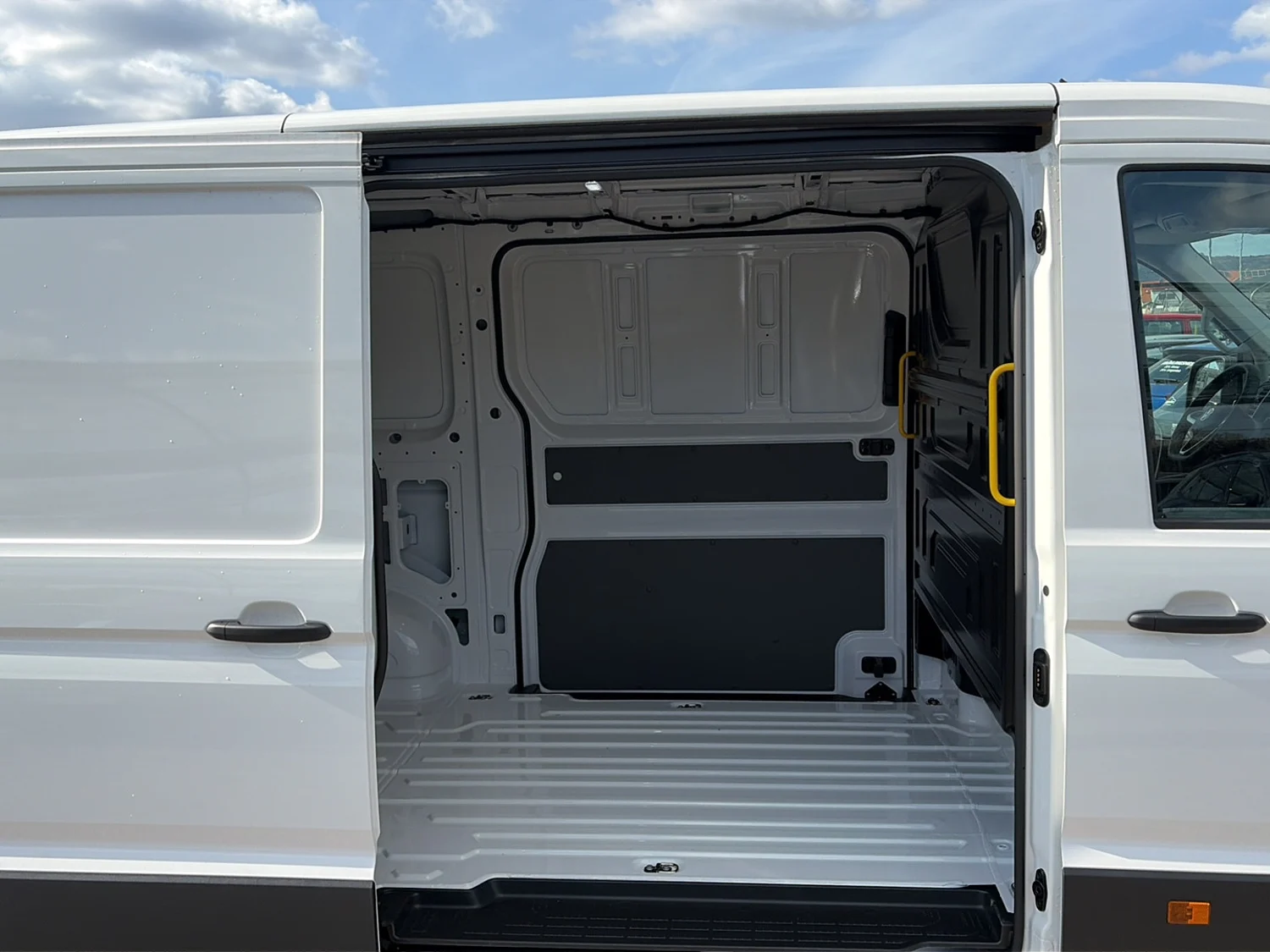 Bild eines Crafter 35 Kastenwagen L3H2 TDI