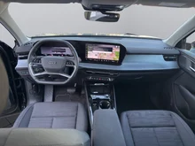 Audi Q3 TFSI 110 kW  intense in Mythosschwarz Metallic