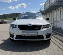 Thumbnail-Foto von Fahrzeug