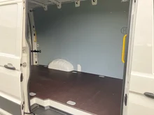 VW Crafter 35 Kastenwagen L3H3 TDI 4MOTION in candyweiß