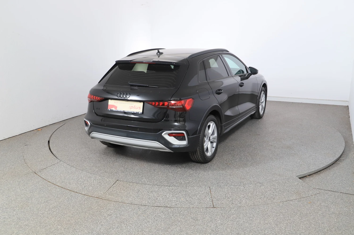 Bild eines Audi A3 allstreet 40 TFSI e