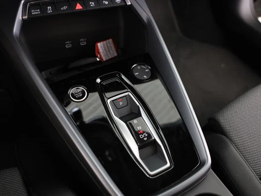 Bild eines Audi A3 allstreet 40 TFSI e