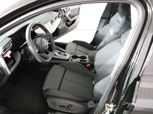 Bild eines Audi A3 allstreet 40 TFSI e
