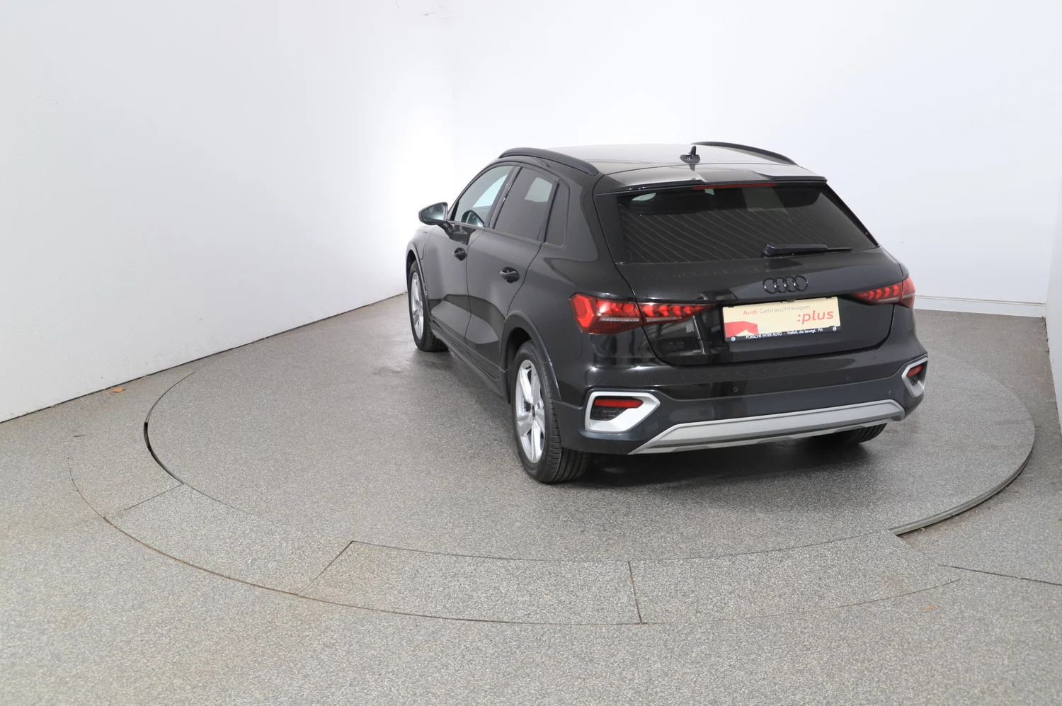 Bild eines Audi A3 allstreet 40 TFSI e