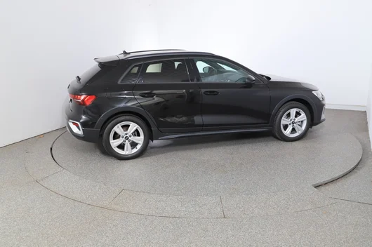 Bild eines Audi A3 allstreet 40 TFSI e