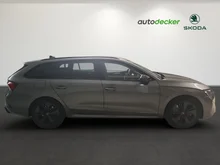 Škoda Octavia Combi RS in Graphit-Grau Metallic