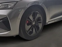 Škoda Octavia Combi RS in Graphit-Grau Metallic
