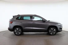 Škoda Karoq 4x4 Selection TDI DSG in Graphit-Grau Metallic