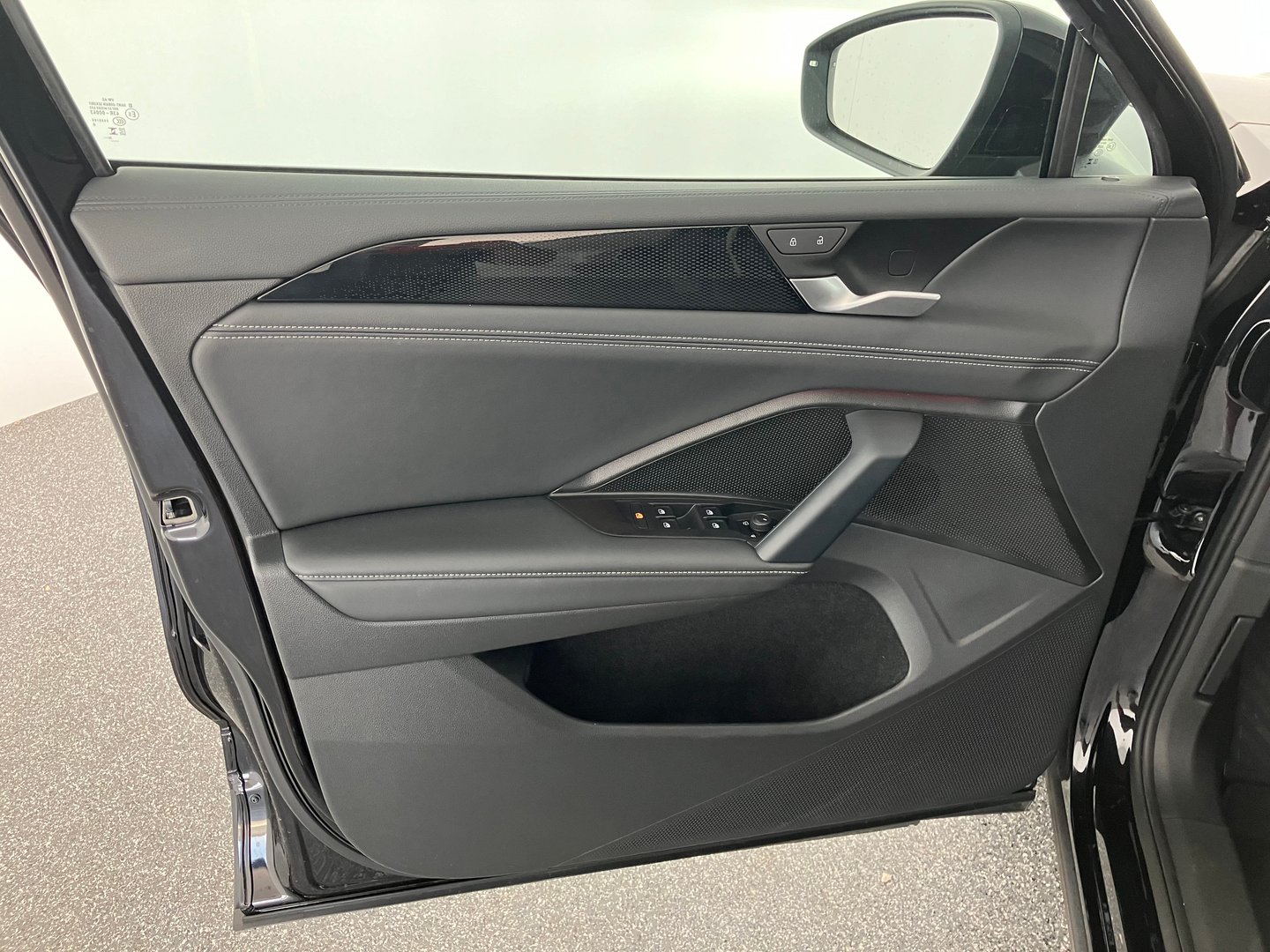VW Tiguan Life eTSI DSG | Bild 4 von 16