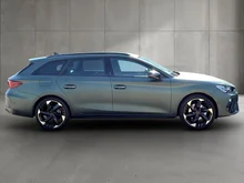 CUPRA Leon SP Kombi TRIBE 1.5 eTSI DSG in Mangan-Grün Matt