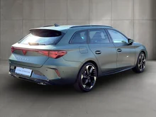 CUPRA Leon SP Kombi TRIBE 1.5 eTSI DSG in Mangan-Grün Matt