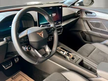 CUPRA Formentor 1.5 e-TSI 150 PS DSG in Nacht-Schwarz Metallic