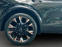 CUPRA Formentor 1.5 e-TSI 150 PS DSG in Nacht-Schwarz Metallic