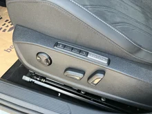 VW Golf Rabbit mHEV DSG in Oyster Silver Metallic
