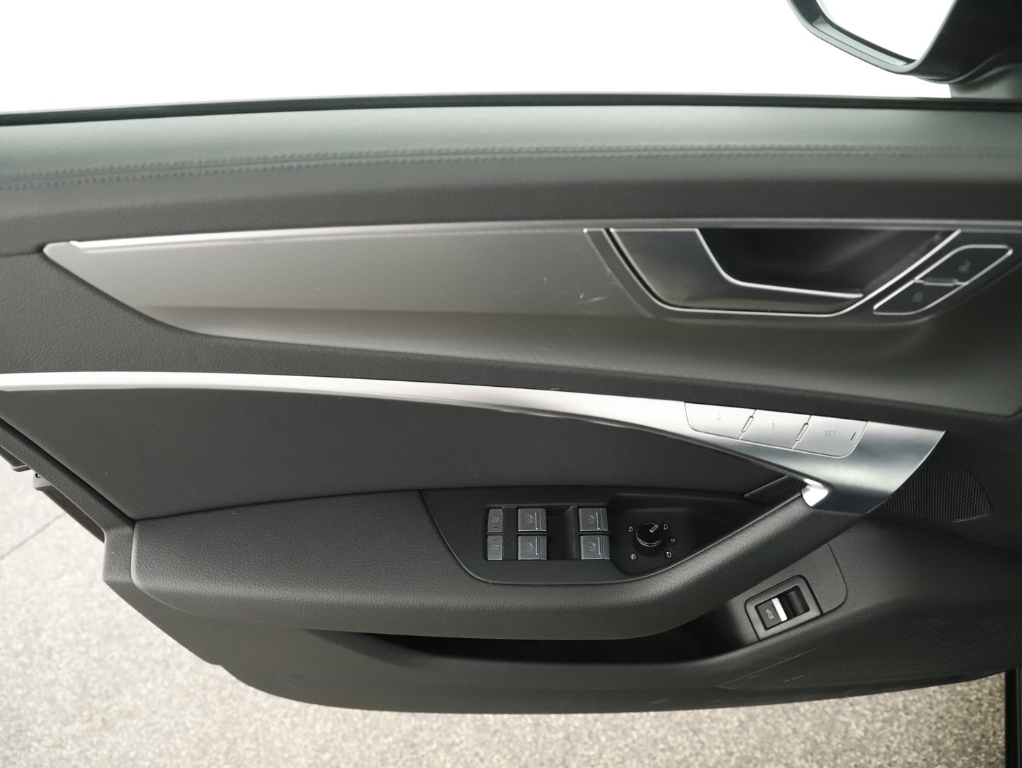 Audi A6 Limousine 45 TFSI quattro Design | Bild 4 von 14