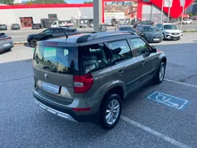 Škoda Yeti Outdoor 4x4 Ambition TDI SCR in Jungle-Grün Metallic