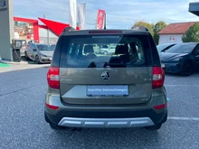 Škoda Yeti Outdoor 4x4 Ambition TDI SCR in Jungle-Grün Metallic