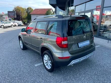Škoda Yeti Outdoor 4x4 Ambition TDI SCR in Jungle-Grün Metallic