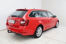 Thumbnail-Foto von Fahrzeug