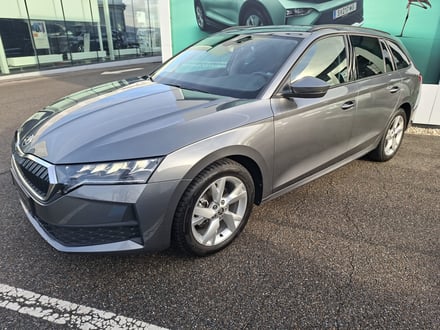 Škoda Octavia Combi Essence TSI mHEV DSG