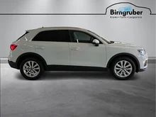 Audi Q3 35 TDI intense in Gletscherweiss Metallic