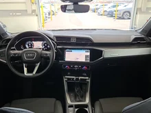 Audi Q3 35 TDI intense in Gletscherweiss Metallic