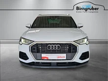 Audi Q3 35 TDI intense in Gletscherweiss Metallic