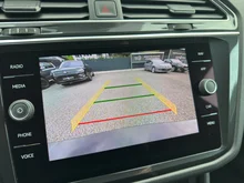 VW Tiguan R-Line TDI SCR 4MOTION DSG in Deep Black Perleffekt