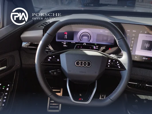 Bild eines Audi Q6 e-tron quattro