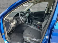 Škoda Kamiq Active TSI in 8X Race-Blau Metallic