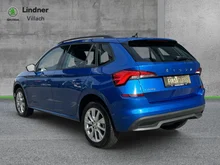 Škoda Kamiq Active TSI in 8X Race-Blau Metallic