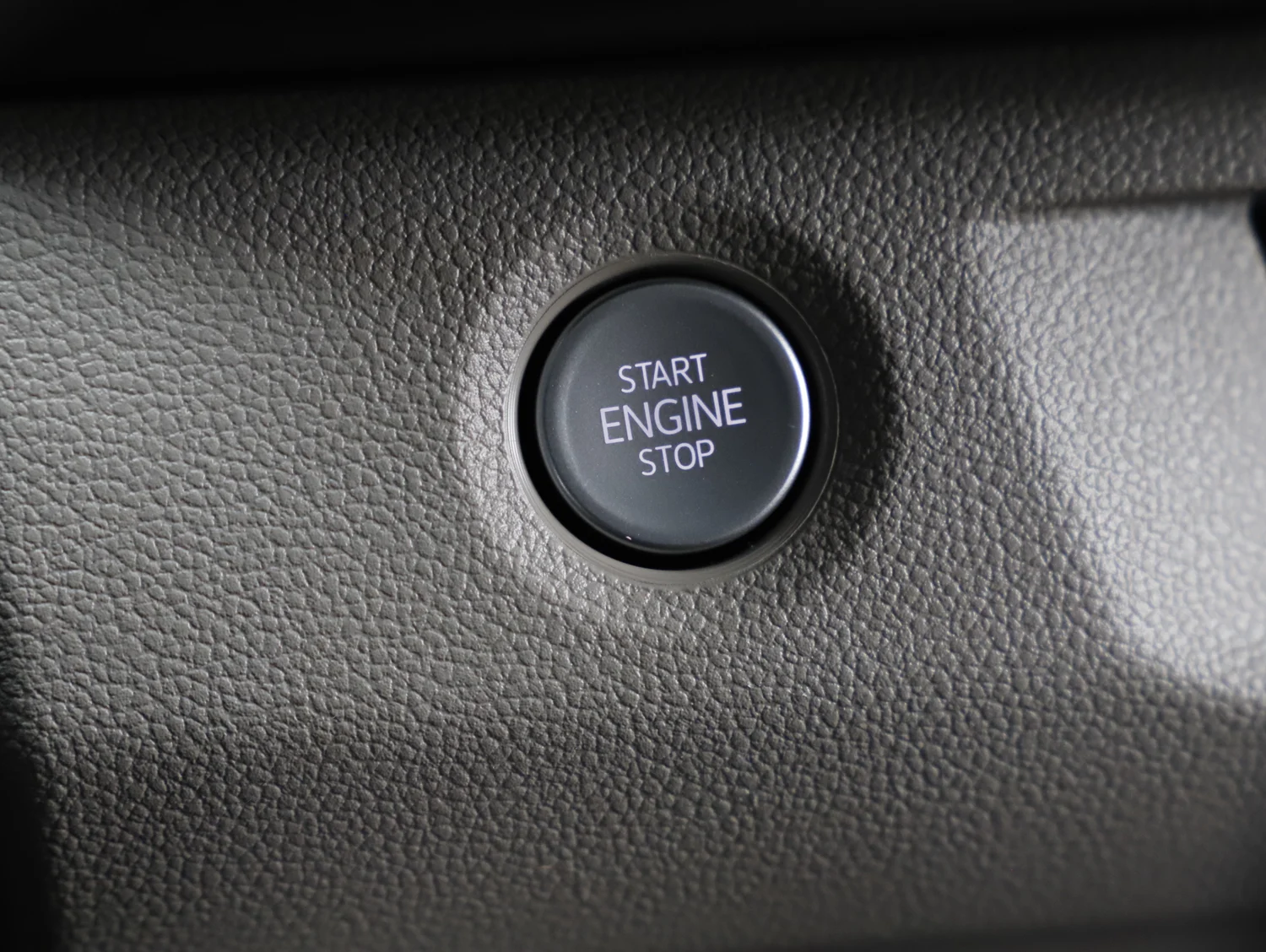 Bild eines VW Multivan Business eHybrid 180 kW 4MOTION