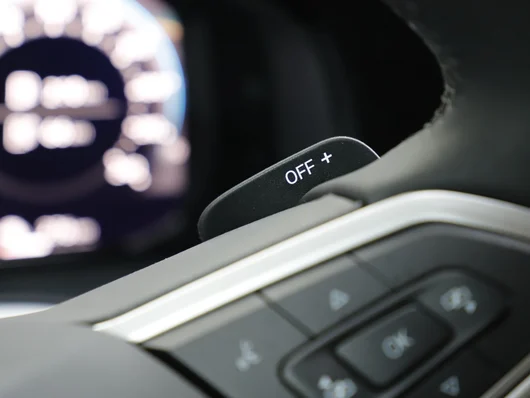 Bild eines VW Multivan Business eHybrid 180 kW 4MOTION