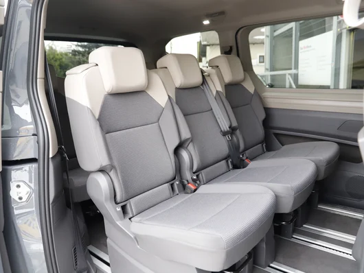 Bild eines VW Multivan Business eHybrid 180 kW 4MOTION