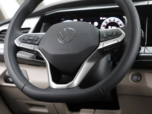 Bild eines VW Multivan Business eHybrid 180 kW 4MOTION