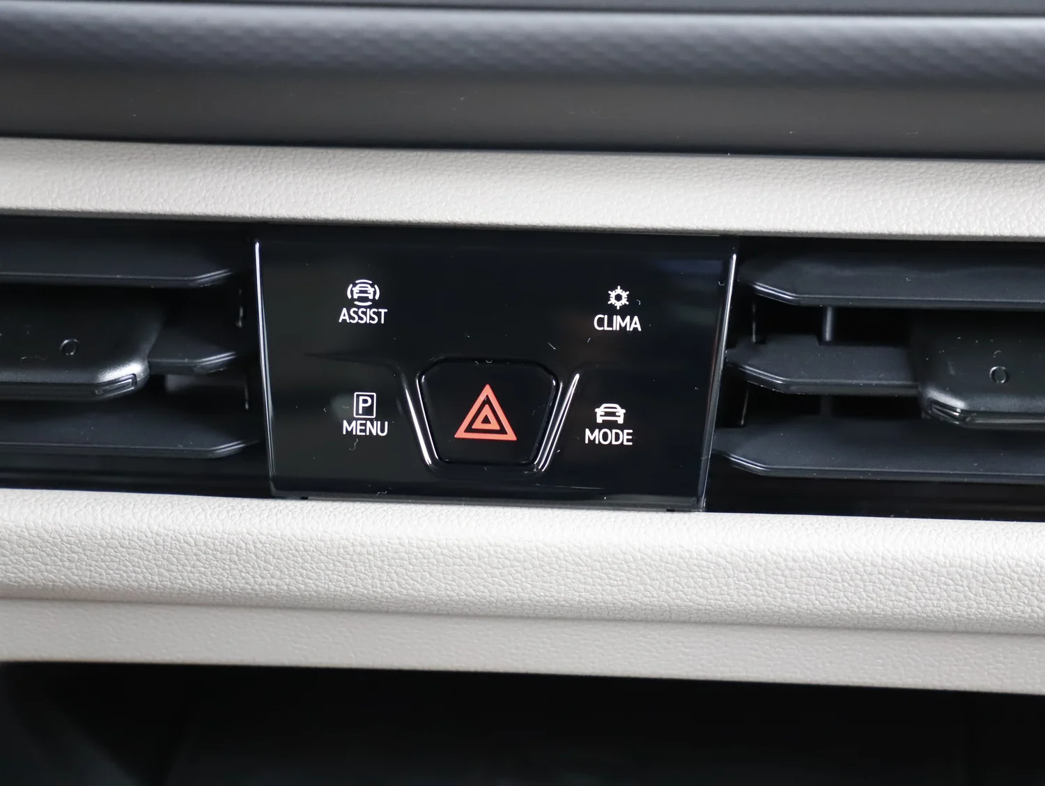 Bild eines VW Multivan Business eHybrid 180 kW 4MOTION