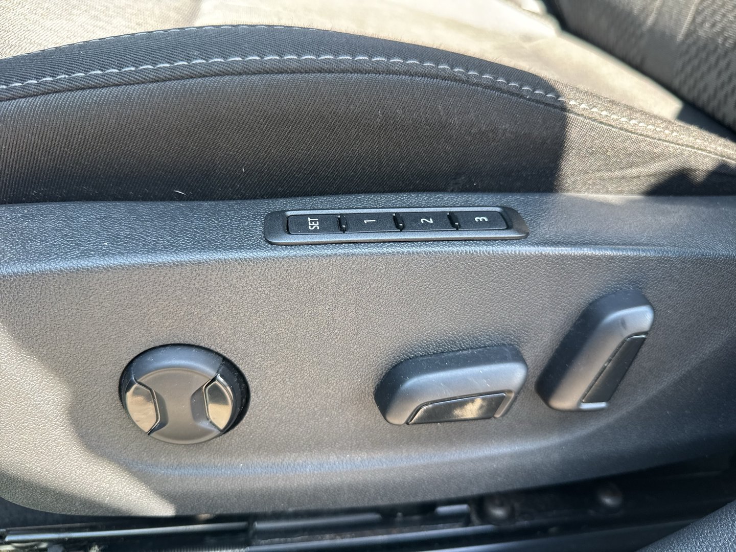 Škoda OCTAVIA Combi Style TDI DSG | Bild 14 von 28