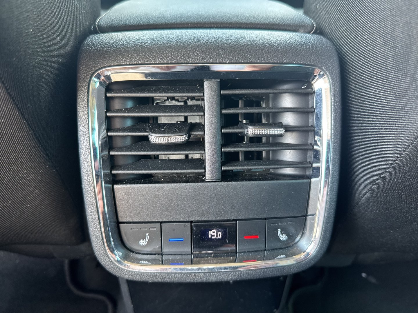 Škoda OCTAVIA Combi Style TDI DSG | Bild 12 von 28