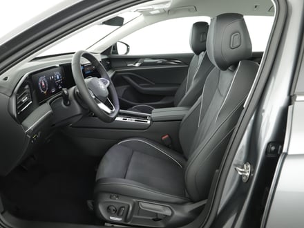 VW Passat Variant Business eTSI DSG