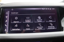 Audi Q4 e-tron 45 e-tron quattro in Florettsilber metallic