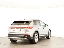 Audi Q4 e-tron 45 e-tron quattro in Florettsilber metallic