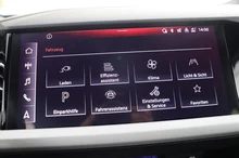Audi Q4 e-tron 45 e-tron quattro in Florettsilber metallic