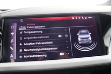 Audi Q4 e-tron 45 e-tron quattro in Florettsilber metallic