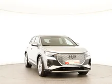 Audi Q4 e-tron 45 e-tron quattro in Florettsilber metallic
