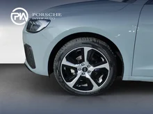 Thumbnail-Foto von Fahrzeug